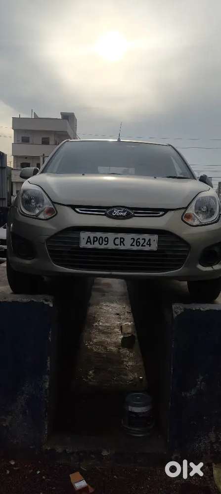 Ford Figo 2013 Diesel 165000 Km Driven