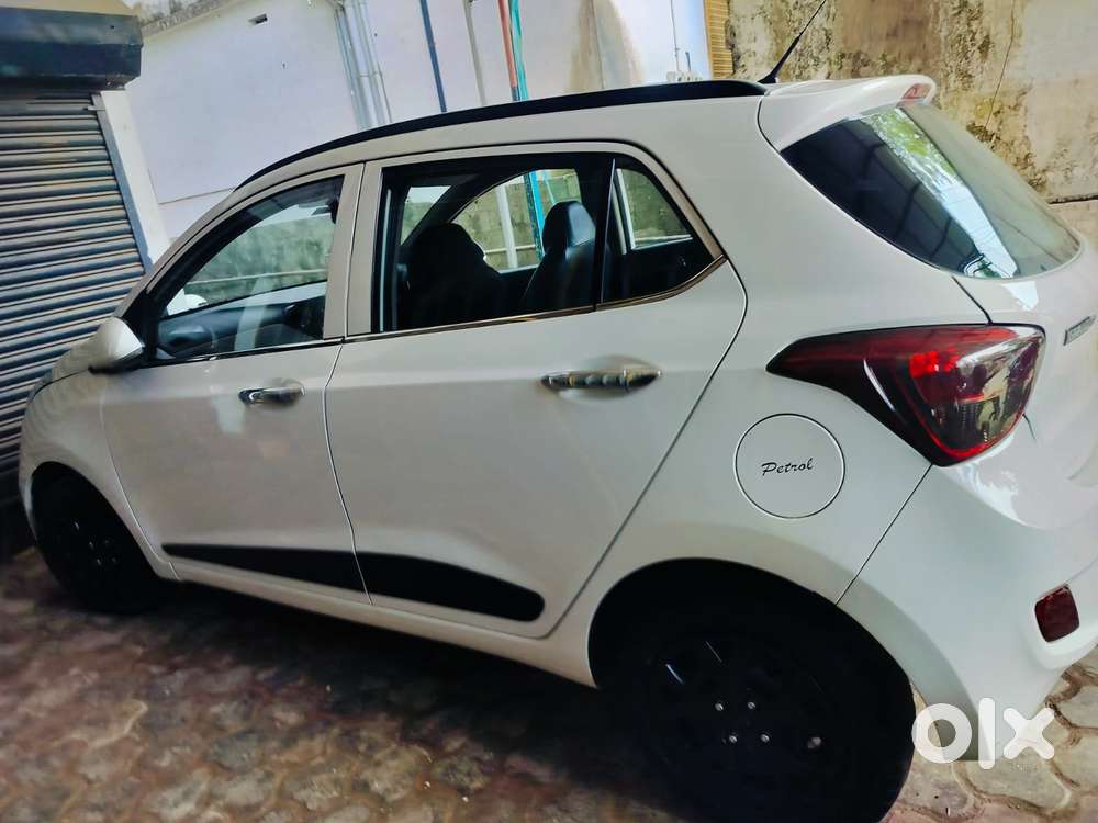 Hyundai Grand I10 Sportz 1.2 Kappa Vtvt, 2016, Petrol