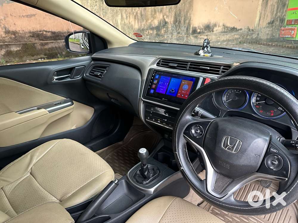 Brand New Condition Honda City Petrol Vmt With All Papers Updated !