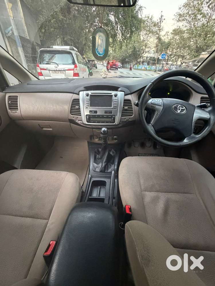 Toyota Innova 2.5 V 7 Str, 2015, Diesel