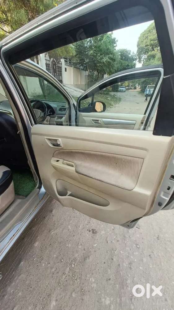 Maruti Suzuki Ertiga 2013 Model. Mo .