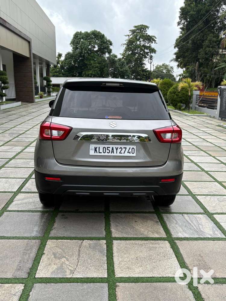 Maruti Suzuki Brezza 1.5 Lxi Smart Hybrid, 2022, Petrol