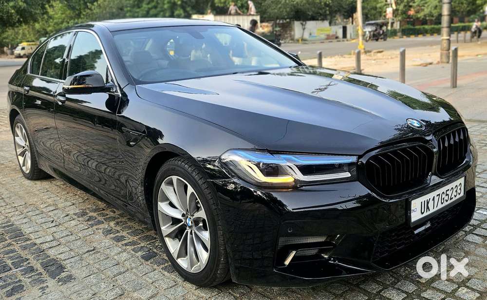 Bmw 5 Series 2.0 520i Luxury Line, 2018, Petrol