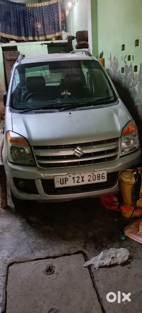 गाड़ी फिट ओके 2011 मॉडल