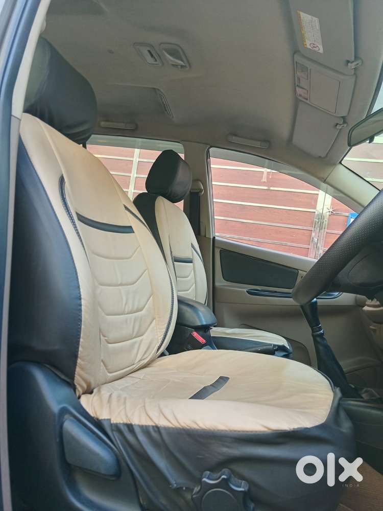 Toyota Innova 2.0 Gx 8 Seater, 2015, Diesel