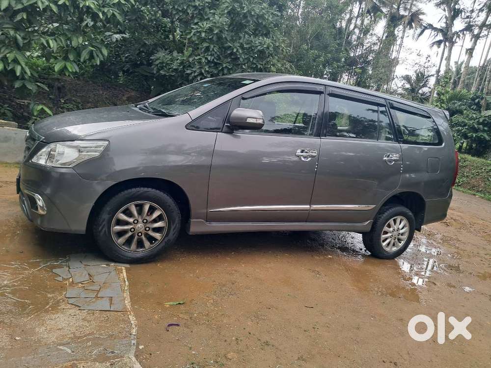 Toyota Innova 2014 Diesel 277600 Km