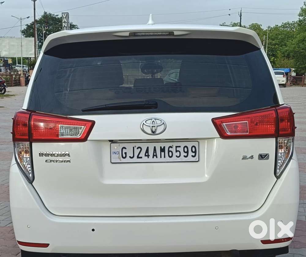 Toyota Innova Crysta 2.4 V 8 Str, 2020, Diesel