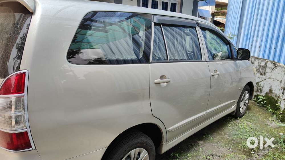 Toyota Innova 2.5 G (diesel) 8 Seater, 2014, Diesel
