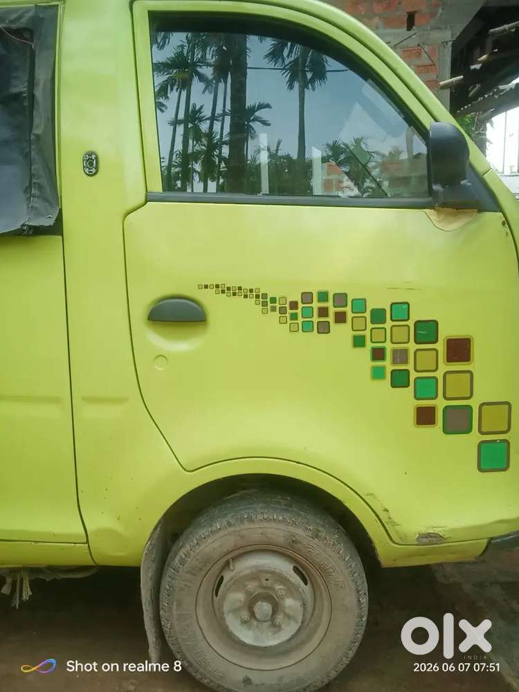 Tata Winger 2017