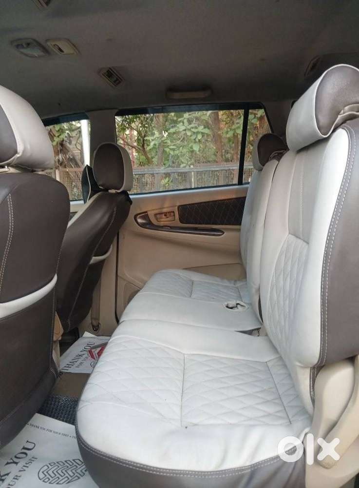 Toyota Innova 2.5 G (diesel) 8 Seater, 2008, Diesel