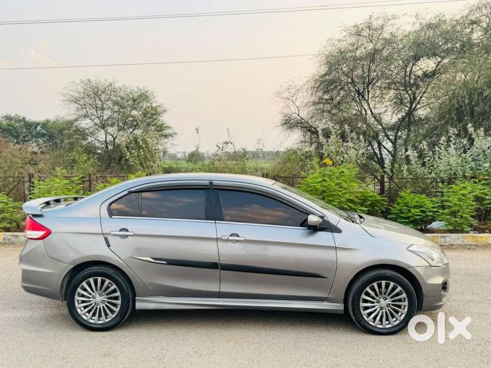 Maruti Suzuki Ciaz Smart Hybrid Alpha , 2018, Diesel