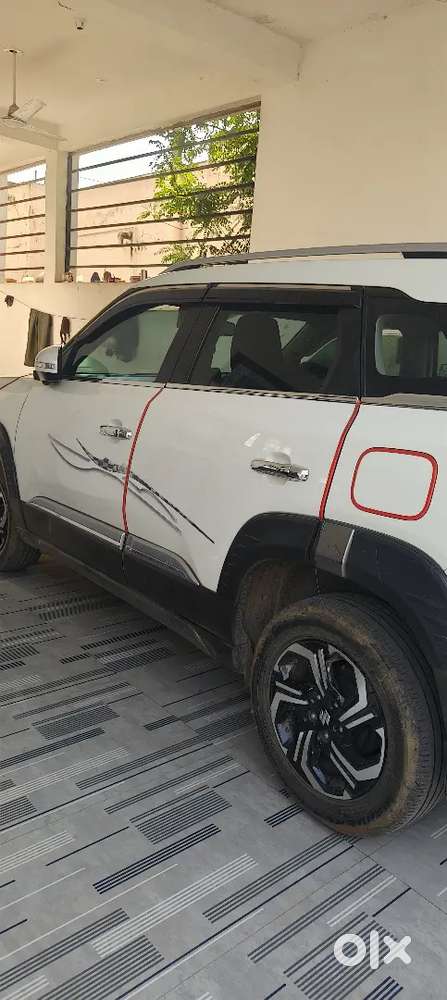 Maruti Suzuki Brezza 2024 Petrol 23000 Km Driven