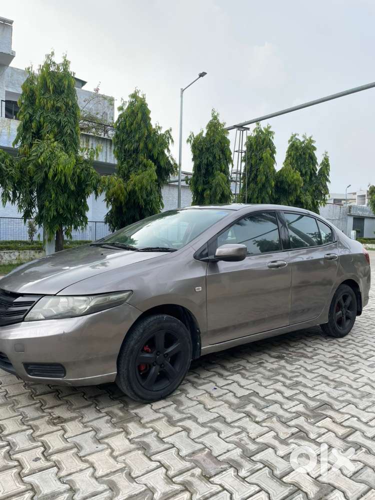 Honda City 2012 Cng With Bucket Seat Cover And Modification