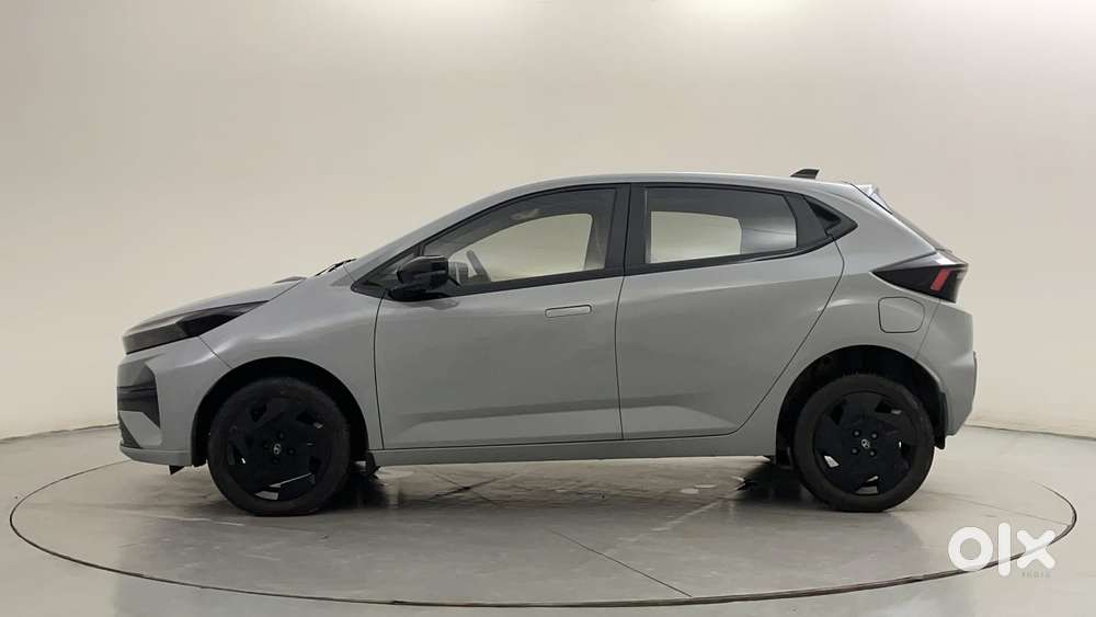 Tata Altroz Xza Petrol, 2025, Diesel