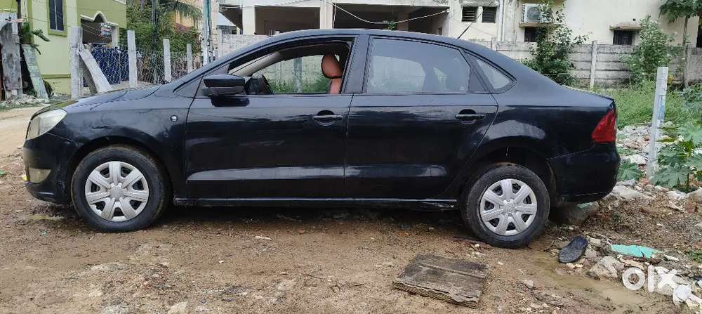 Skoda Rapid Ambition 1.5 Tdi | 2012 | 2nd Owner | Diesel | ₹2.10 La