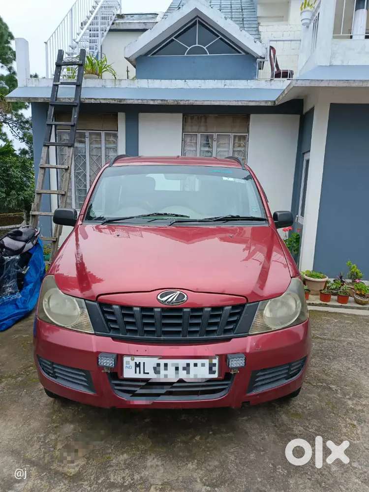 7 Seater Mahindra Quanto 2012 Diesel 110000 Km Driven.