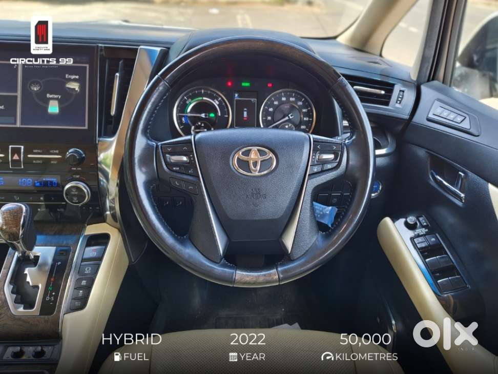 Toyota Vellfire, 2022, Petrol