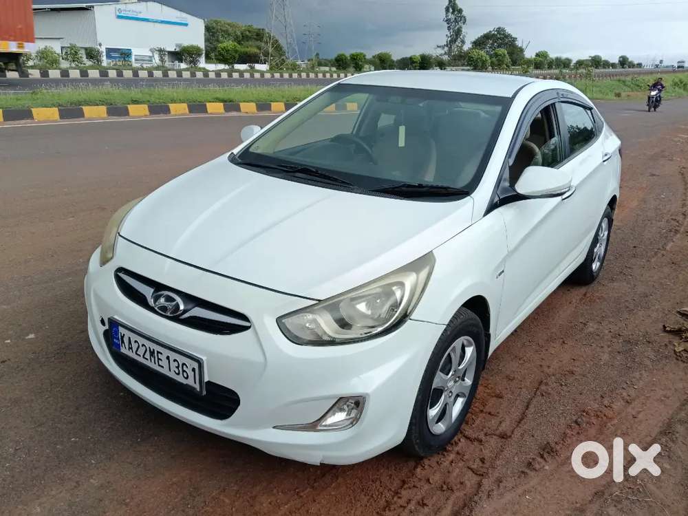 Hyundai Verna 1.4 E 2012