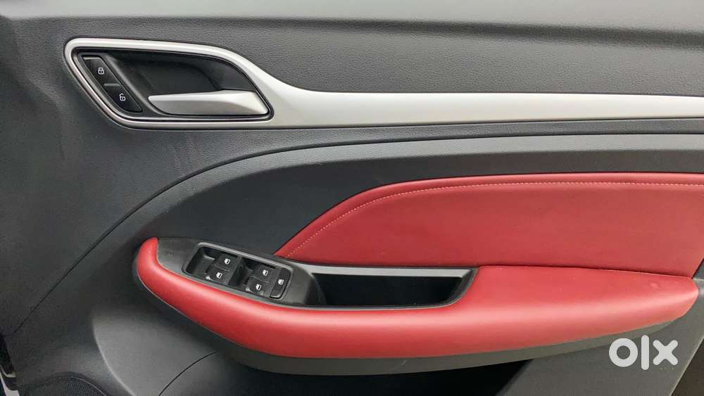 Mg Astor 1.3 Savvy Turbo At S Red, 2023, Petrol