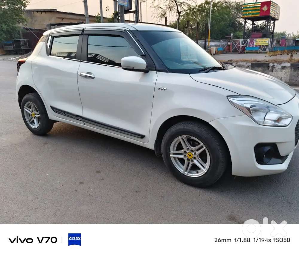 Maruti Suzuki Swift 2019 Cng & Hybrids 72000 Km Driven