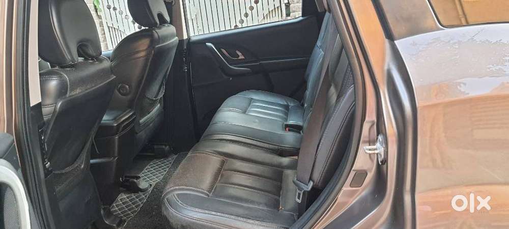 Mahindra Xuv500 2.2 W10, 2017, Diesel