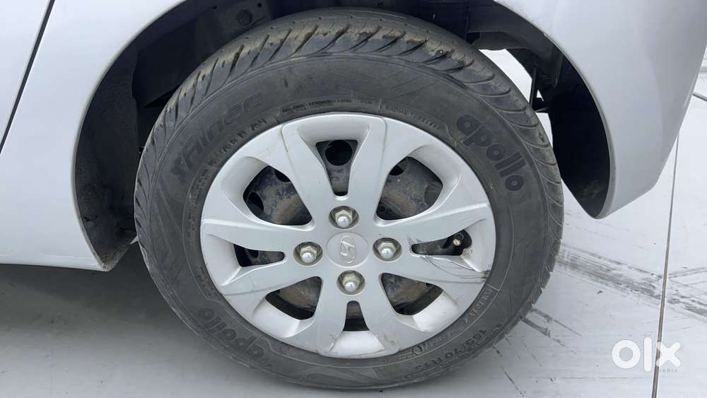 Hyundai Eon Magna +, 2015, Petrol