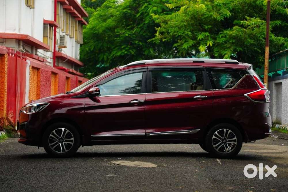 Maruti Suzuki Ertiga Zxi Plus Shvs, 2022, Petrol