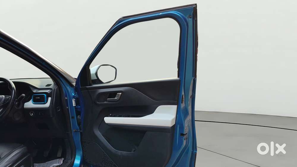 Tata Punch 1.2 Revotron Creative Dual Tone, 2021, Petrol