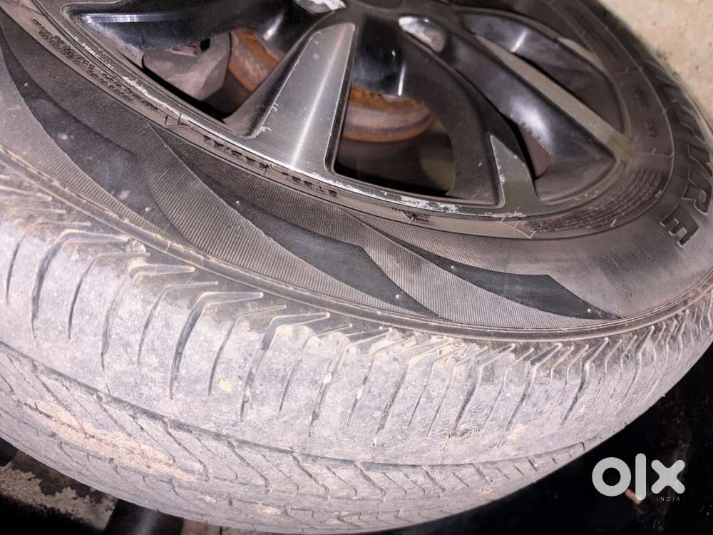 Mahindra Xuv500 W11 2018 Showroom Condition