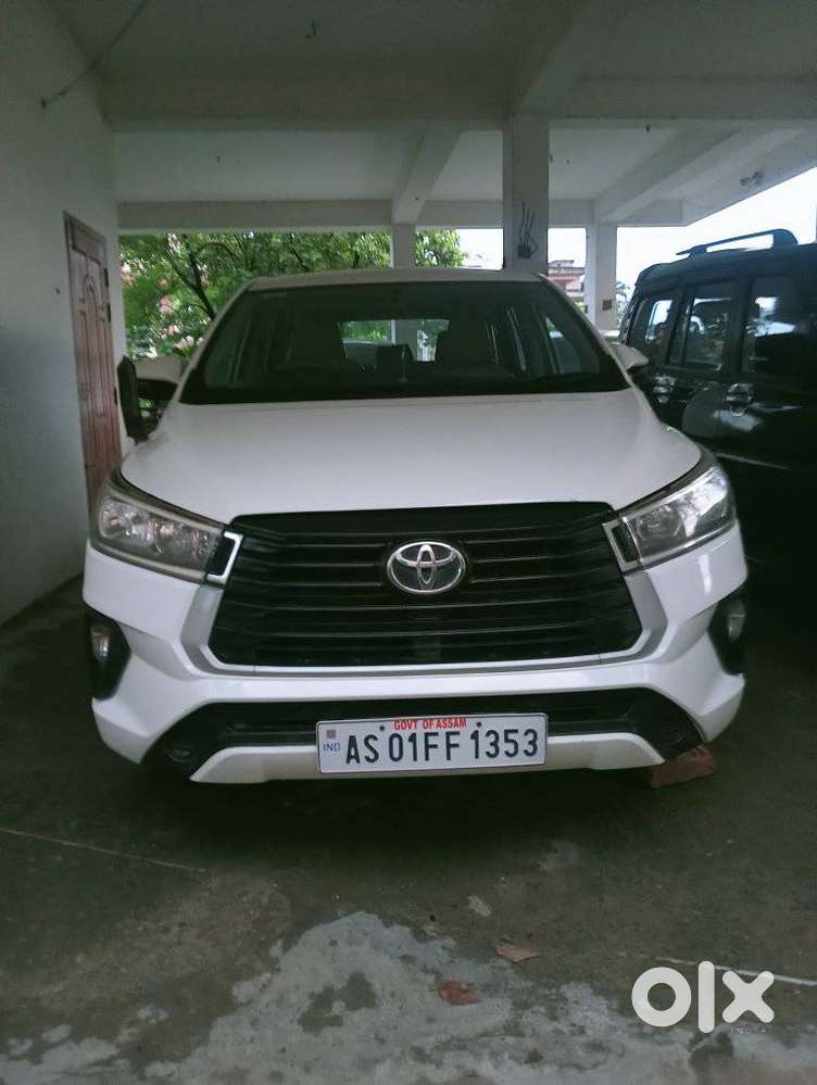Toyota Innova Crysta 2.4 G Plus Mt 8 Str, 2022, Diesel