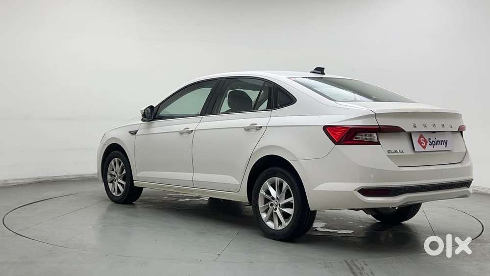 Skoda Slavia Ambition 1.0l Tsi Mt, 2022, Petrol
