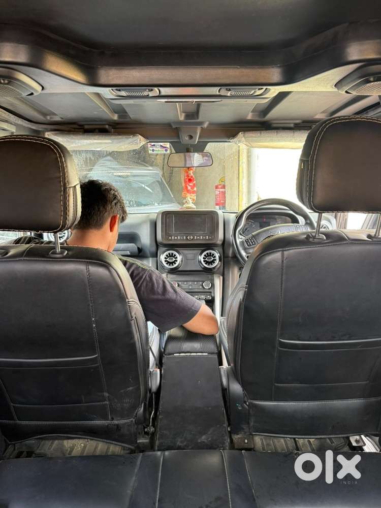 Mahindra Thar Petrol 2023