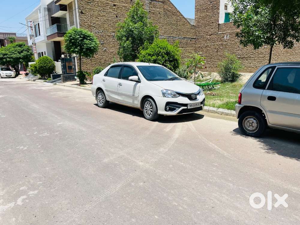 Toyota Etios 2017 Diesel 180000 Km Driven