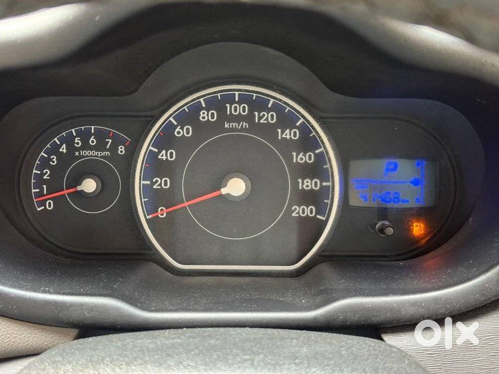Hyundai I10 Sportz, 2012, Petrol