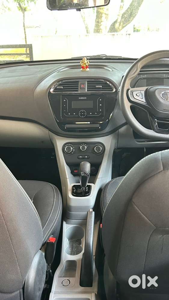 Tata Tiago Petrol 2024