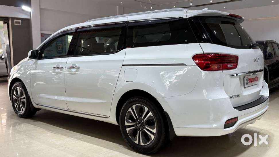 Kia Carnival Limousine Plus 7 Str, 2023, Diesel