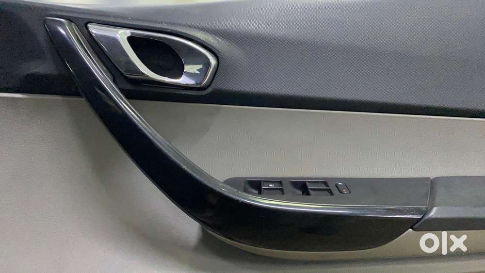 Tata Tiago 1.2 Revotron Xz, 2018, Petrol
