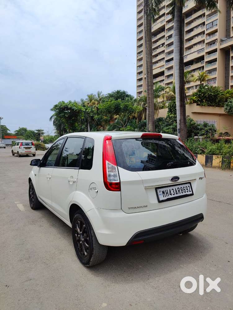 Ford Figo 2012-2015 Petrol Titanium, 2015, Petrol