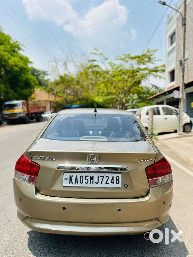 Honda City I Dtec V, 2011, Petrol