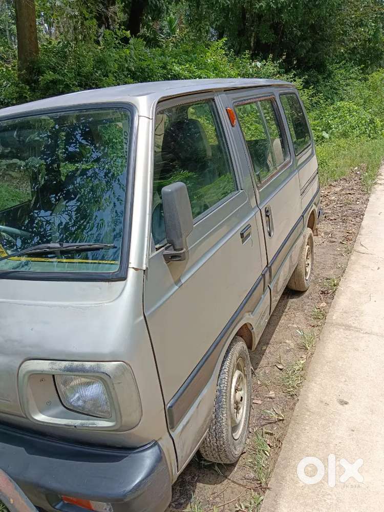 Maruti Suzuki Omni 2004 Petrol Well Maintained