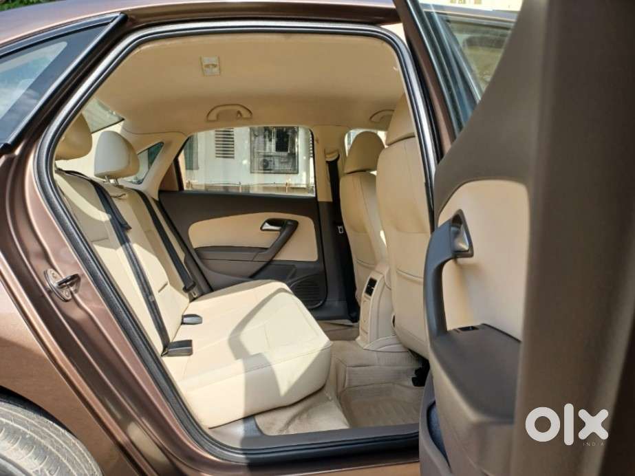 Volkswagen Vento 1.6 Highline, 2015, Petrol