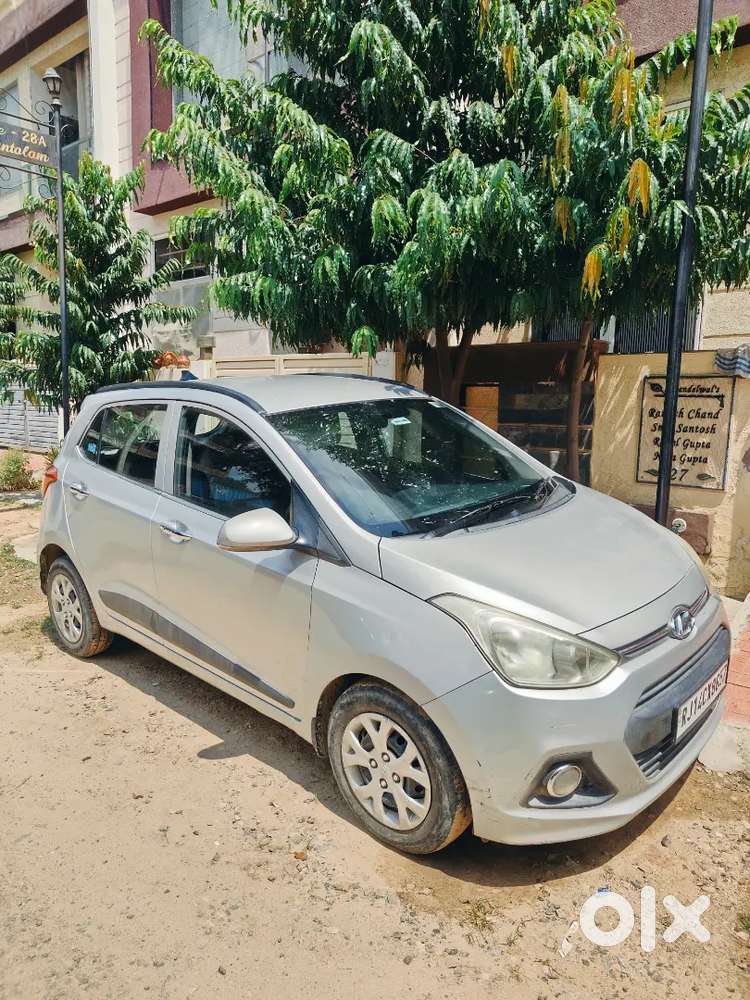 Hyundai Grand I10 Sportz 2015 Diesel Manual