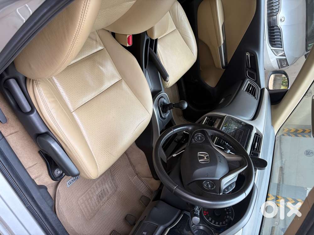 Top End Model Honda City Single Owner Used.