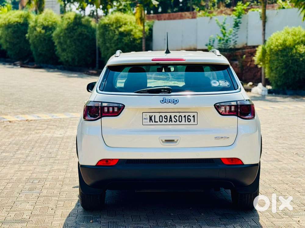 Jeep Compass 2.0 Longitude Option, 2019, Diesel