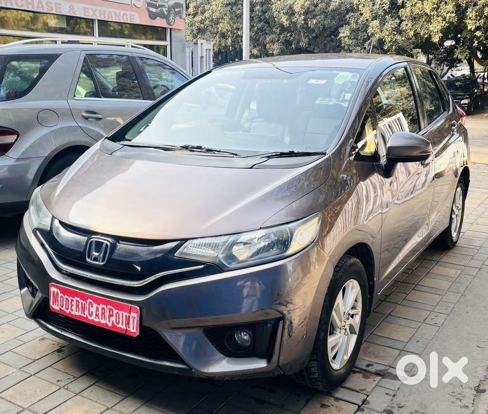 Honda Jazz V Mt Privilege, 2017, Petrol