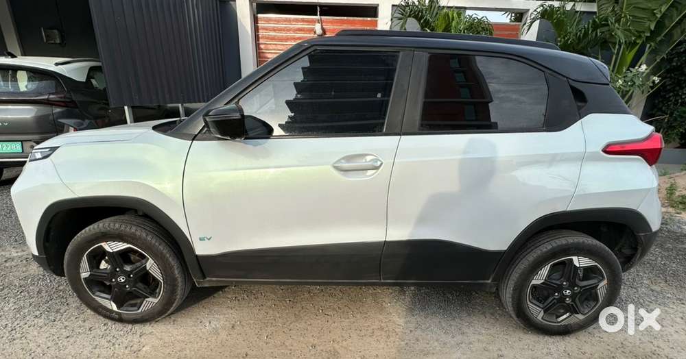 Single Owner, Full Insurance 2024 13k Driven