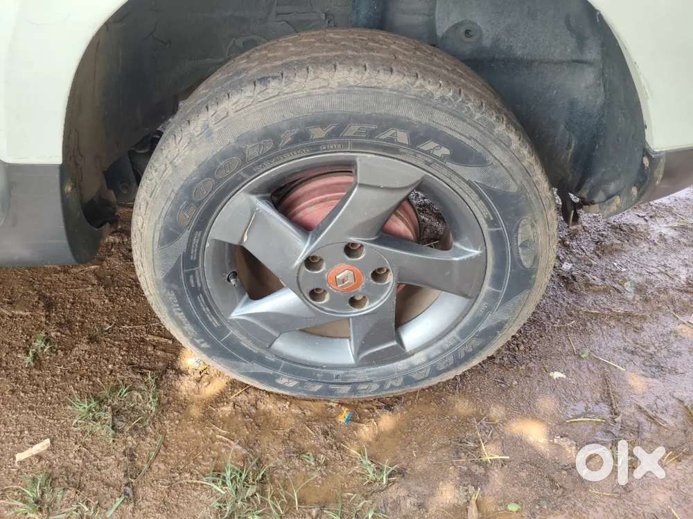 Renault Duster 2015 Diesel 119000 Km Driven Best Condition