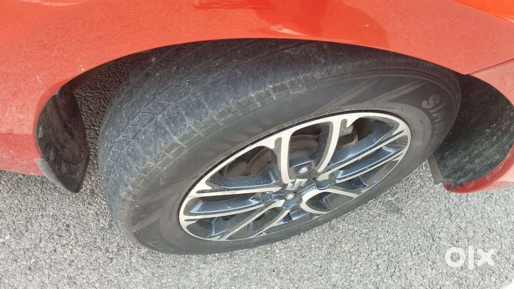 Maruti Suzuki Swift Zxi Plus Amt Dual Tone, 2019, Petrol