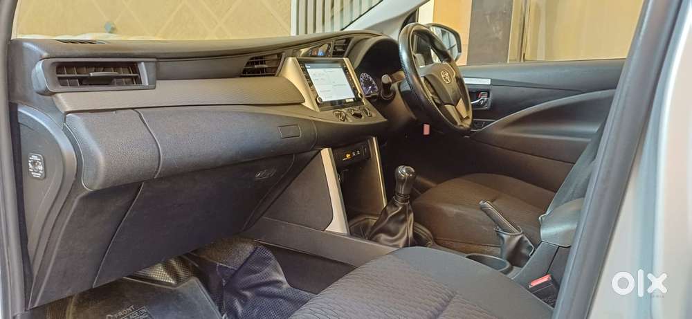 Toyota Innova Crysta 2.4 G Mt, 2022, Diesel