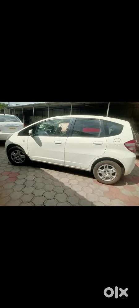 Honda Jazz 2009 Petrol 175000 Km Driven